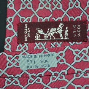 Hermes Accessories - Hermes 871 PA Dark Pink & Gray 100% Silk Tie Hermes Accessories - Hermes 871 PA Dark Pink & Gray 100% Silk Tie